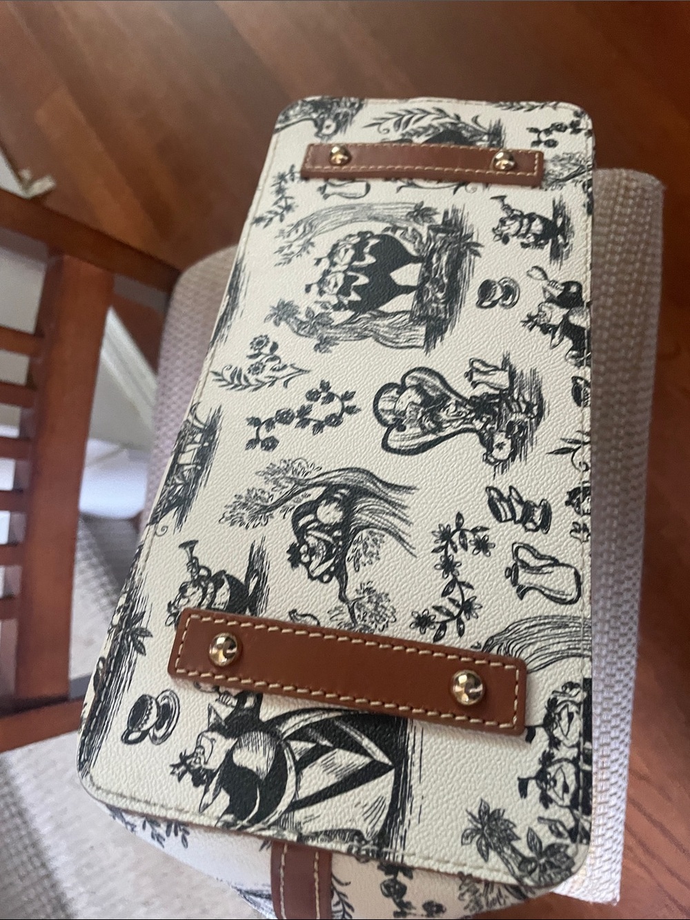 Disney Dooney & Bourke Alice in Wonderland Tote Bag with Brown Leather Trim - Picture 4 of 7